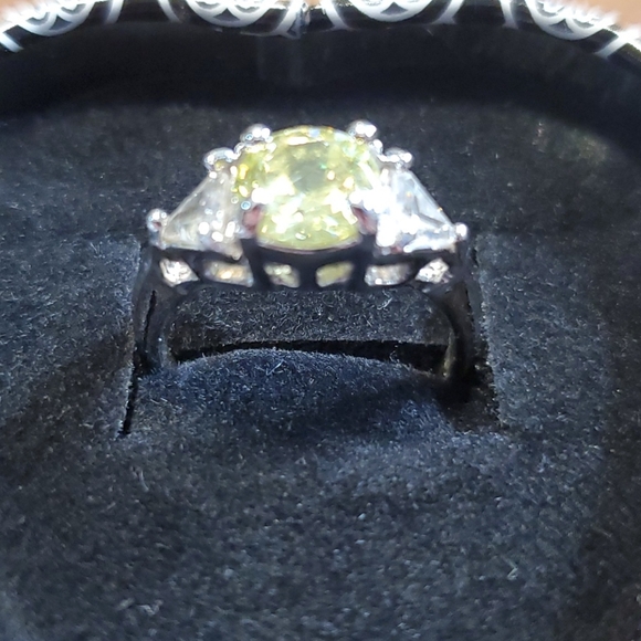 Jewelry - STERLING RING WITH YELLOW AND CRYSTAL STONES